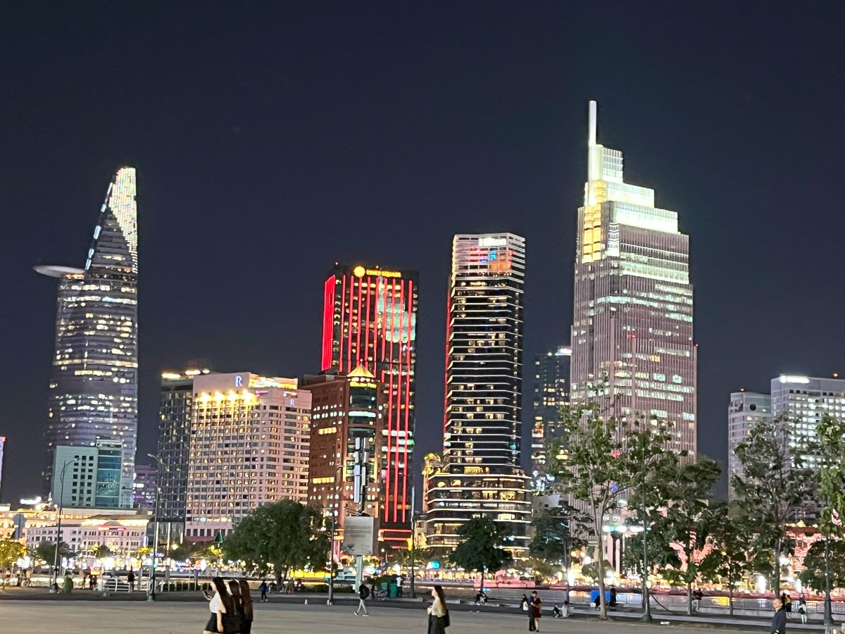 Saigon – Modern Meets Traditional