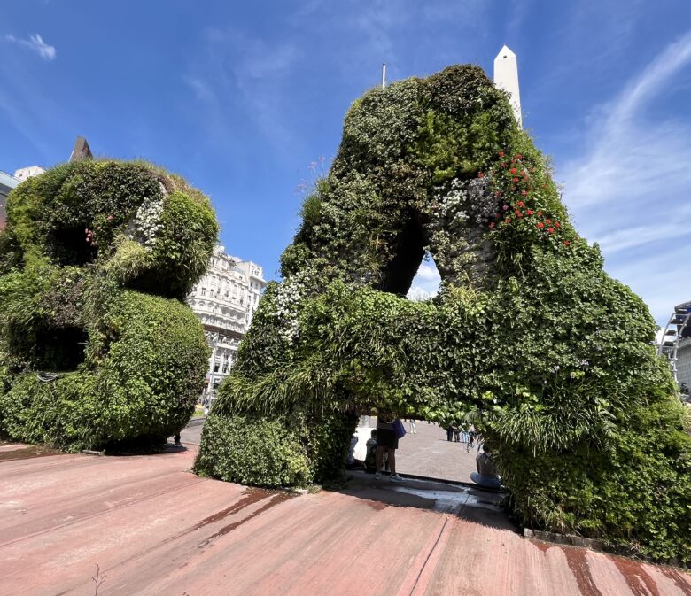 Live Green Letters B and A (for Buenos Aires)